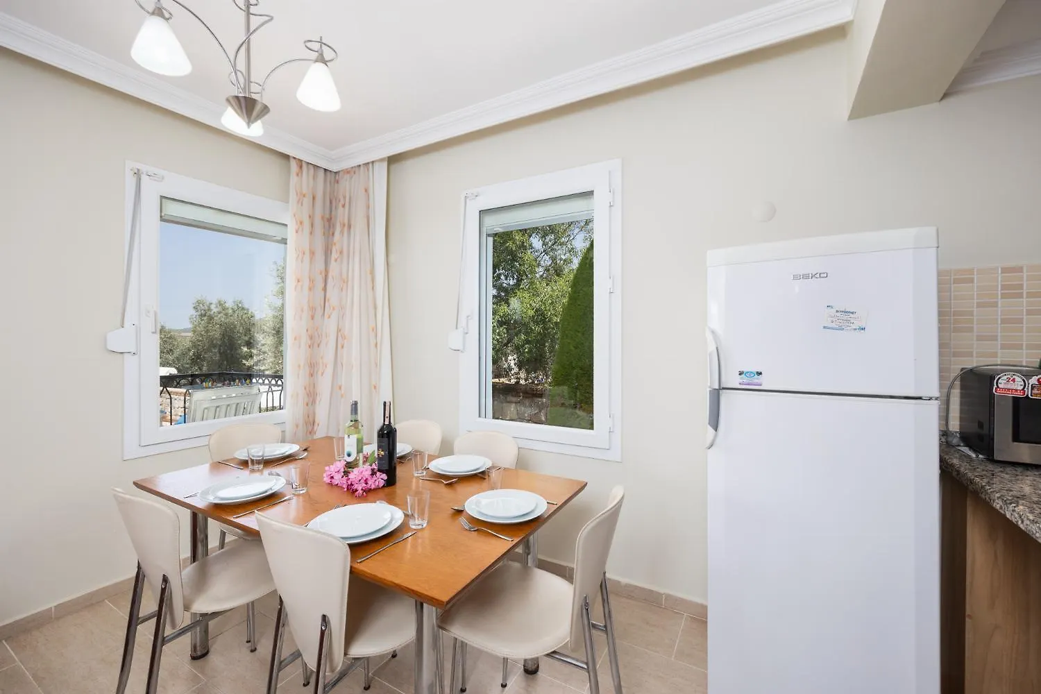 Golden Trio Villa 厄吕代尼兹